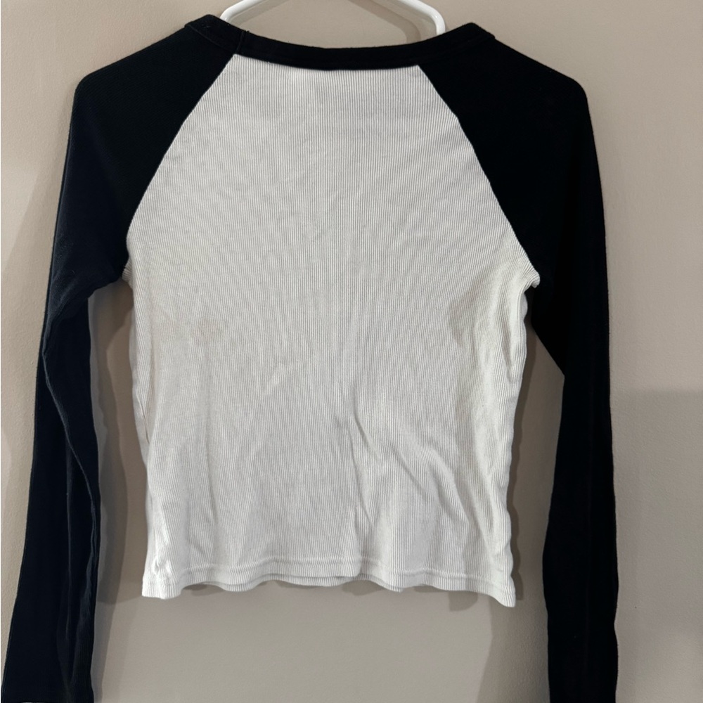 Divided Monochrome Ribbed Top - Picture 3 of 4